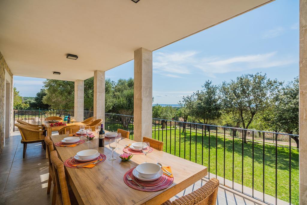 Villa Salou อัลกูเดีย ภายนอก รูปภาพ